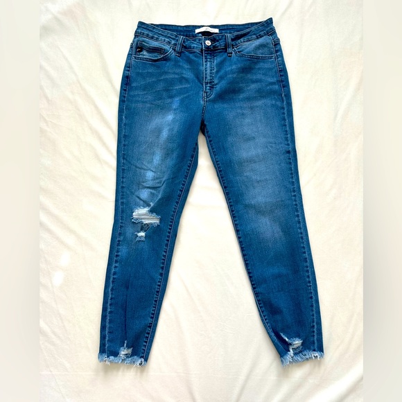 KanCan distressed mid wash Jeans. Size 30 - Picture 2 of 2